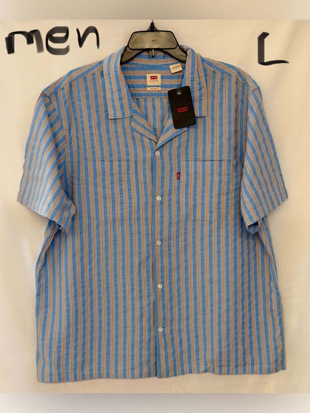 Levi's Men’s Light Blue and White Vertical Stripe Short-Sleeve Button-Down